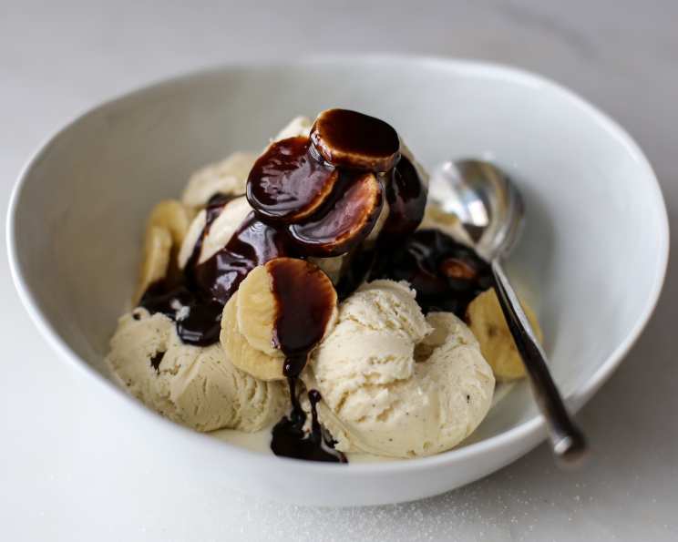 Sauce for ice cream hot sale